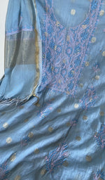 Dupatta laid over the kurta, pure mul chanderi