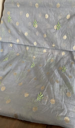 Dupatta laid over the kurta, pure mul chanderi
