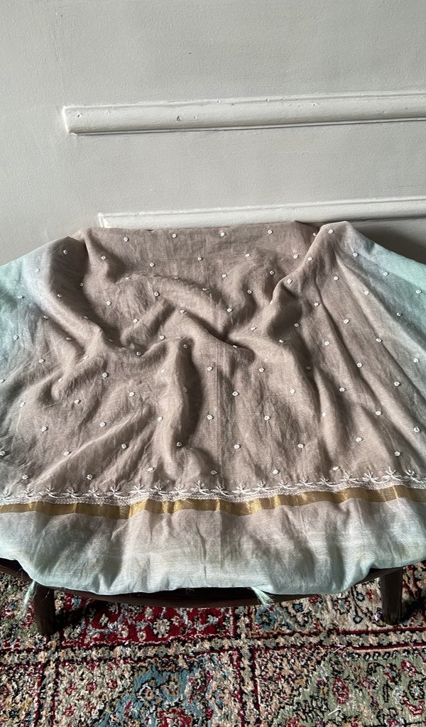 Kurta piece and dupatta laid out