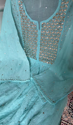 将图像加载到图库查看器中， Dupatta detail
