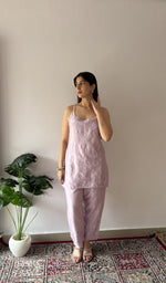 Neckline and placket in close up