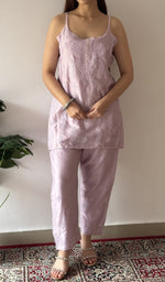 Sleeve and hem detail