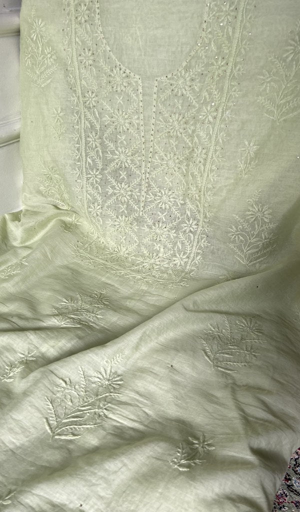 Border and hem of the pale lime mul chanderi