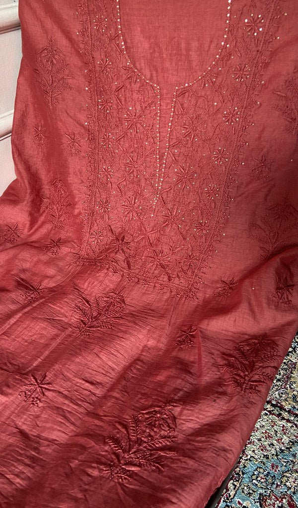 Border and hem of the coral red mul chanderi