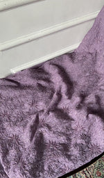 Load image into Gallery viewer, gala and front chikankari on lilac pure mul chanderi