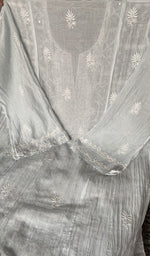The dupatta, corner and border