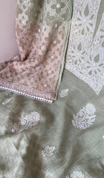 Kurta and dupatta laid out together