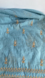 Sleeve and border detail