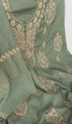 Do taar and teen taar chikankari on the sage green kurta