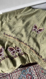 Load image into Gallery viewer, Close up of the thread work