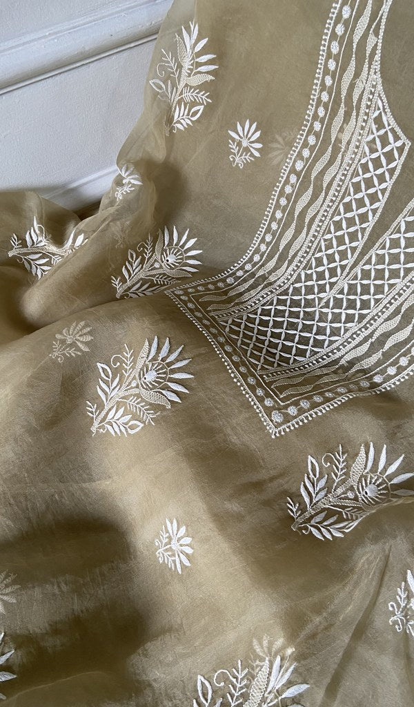 kurta folded, showing the yoke