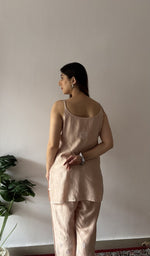 Neckline and placket in close up