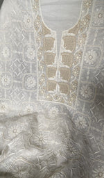 Load image into Gallery viewer, Border and hem of the off white pure maheshwari mul chanderi