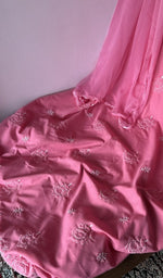 Close look at the fine chikankari with rose motifs
