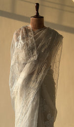 Saree on the mannequin, upper half