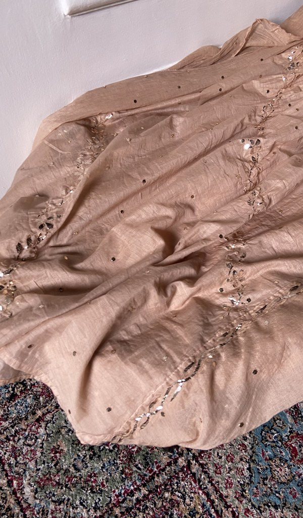 Gala worked in fine chikankari