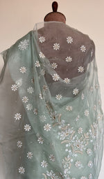 Saree on the mannequin, three quarter view