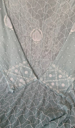 The dupatta, corner and border