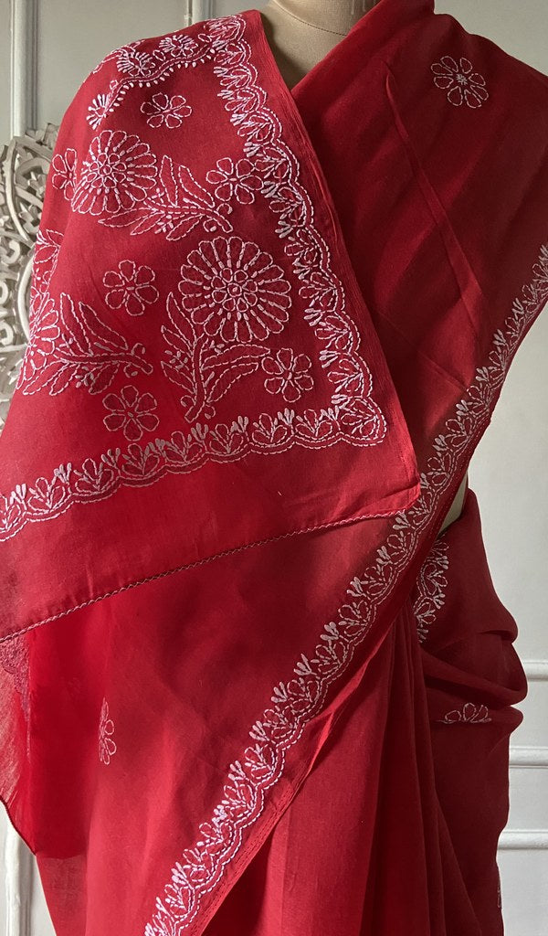 Chikankari on the pallu, seen close