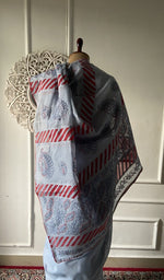 Load image into Gallery viewer, Grey blue cotton voile saree, back of the drape