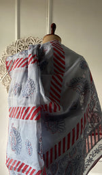 Load image into Gallery viewer, Close view of the stitchwork on the grey blue saree