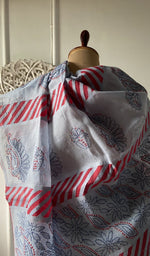 Load image into Gallery viewer, Grey cotton voile saree, back of the drape