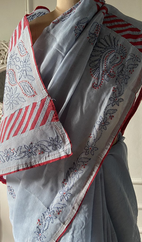Chikankari on the pallu, seen close