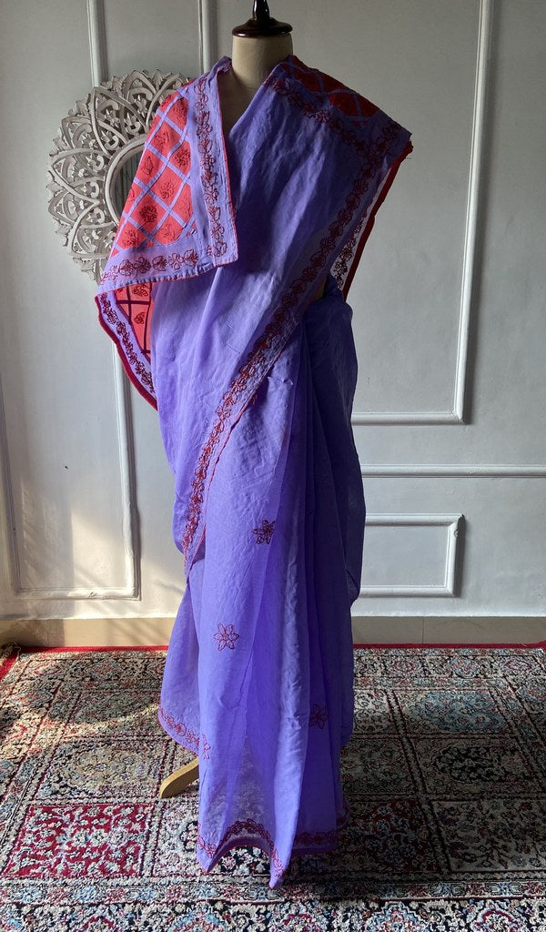 Border detail on the lavender cotton voile saree