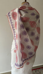 Border detail