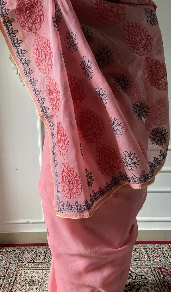 Chikankari and border together on the pink saree