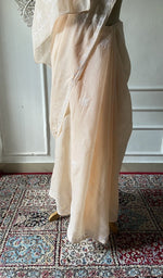 Load image into Gallery viewer, Pallu of the ivory saree, chikankari worked across it