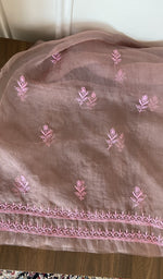 Close view of the dusty rose kurta fabric