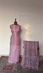 Lilac organza silk set on the mannequin with its dupatta
