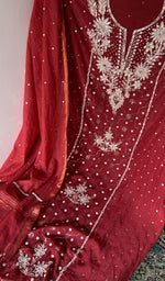 The dupatta, corner and border