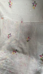 Dupatta, corner and border