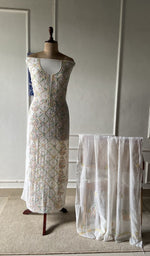 The set on the mannequin with its dupatta beside it