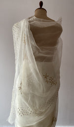 The drape from the back