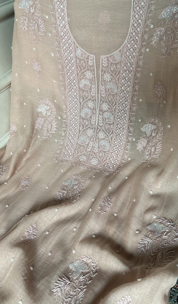Close view of the chikankari on the nude kurta