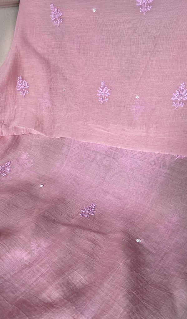 Work across the body of the kurta piece