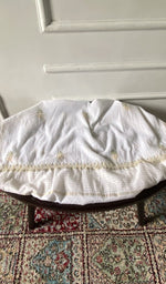 Load image into Gallery viewer, kurta piece laid out full length