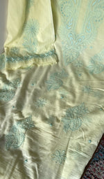 Kurta front laid out with the dupatta over it