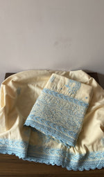 Gala and neckline of the cream kurta