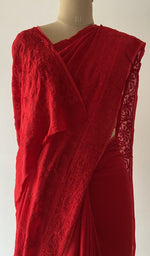 Fine chikankari on border and pallu across the pallu