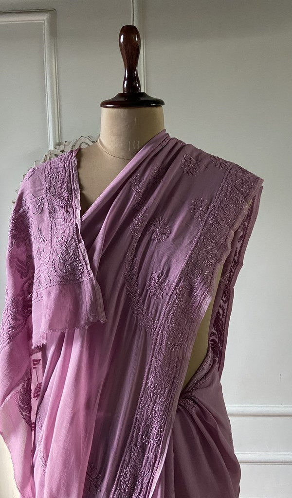 pallu of the rose pink viscose georgette saree, resham fine chikankari