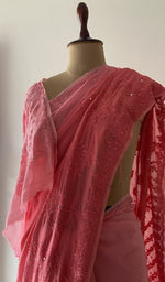 The drape seen from the front