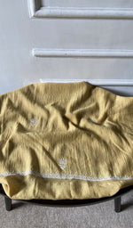 Load image into Gallery viewer, Kurta piece and dupatta laid out