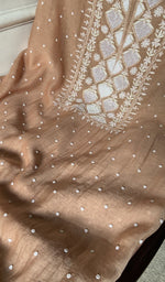 close view of the fine chikankari