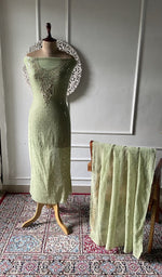 将图像加载到图库查看器中， Pistachio pure mul chanderi chikankari suit set on the mannequin, dupatta alongside