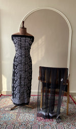 Black faux georgette set on the mannequin with its dupatta