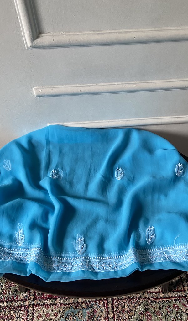 turquoise faux georgette, full piece laid out